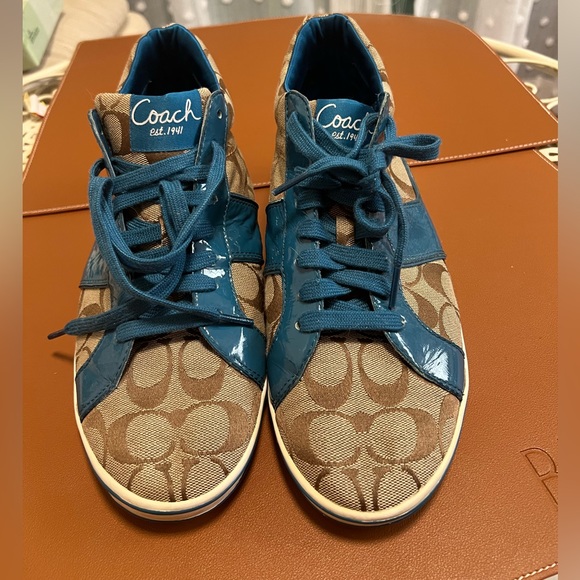 Coach Shoes - Vintage- Preloved , Coach Brodi , Jaquard , Size , Khaki and Teal,
